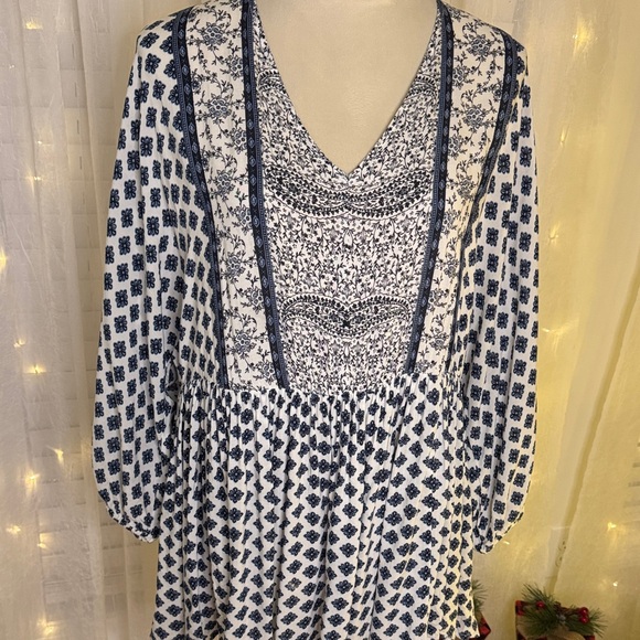 Cato Tops - Cato Blue and White Patterned Long Sleeve Blouse